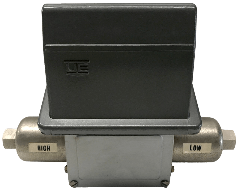 United Electric Differential Pressure Switch, 400 Series Type J402K Models 147 & 157